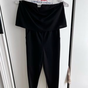 BLack jumper with pockets